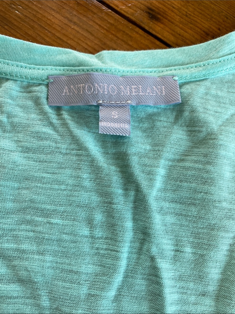 ANTONIO MELANI Turquoise Short Sleeve Crew V-Neck Top
